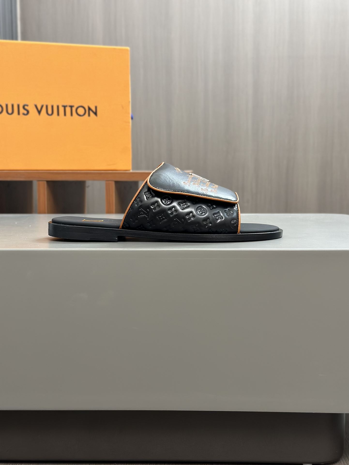 Louis Vuitton Sandals